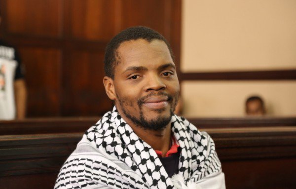 "Free education in our lifetime"
#MceboDlamini is walking to Union building to deliver a letter to President Cyril Ramaphosa calling on him to grant amnesty and pardon on all the #feesmustfall activists; the walk will take just over 12 hours. 
We stan a leader!
#MzansiInsider