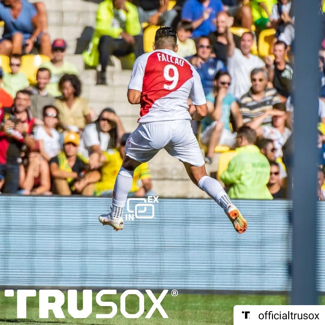GoalSize_com's tweet photo. W tym sprzęcie zrobisz różnicę na boisku! 🔥
Skarpety piłkarskie Trusox 2.0 to produkt z najwyższej półki. 🔝
Zajrzyj do sklepu https://t.co/ZMao20UCu2 i wybierz swoją parę.

🛒 https://t.co/WXthBLaQj4

https://t.co/ZMao20UCu2 | #FootballFIRST https://t.co/p4WB6TROuY