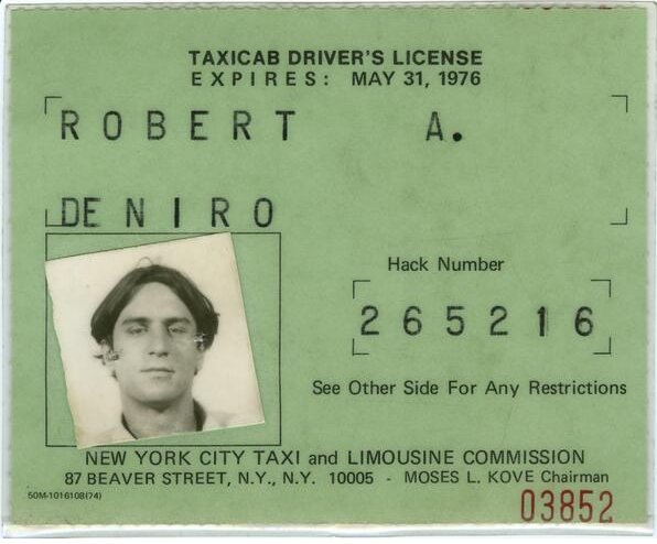 Happy birthday Robert De Niro!

(TAXI DRIVER\S license, 1976)     