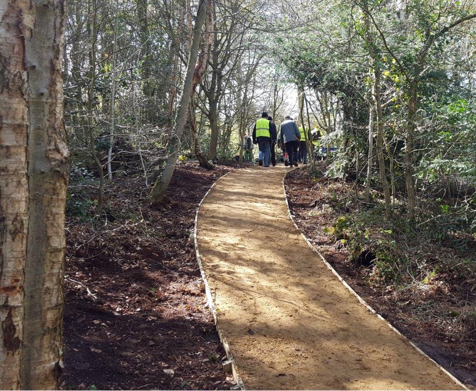 Public's generosity leads to new pathway at Thurstaston Common dlvr.it/QgBWRj