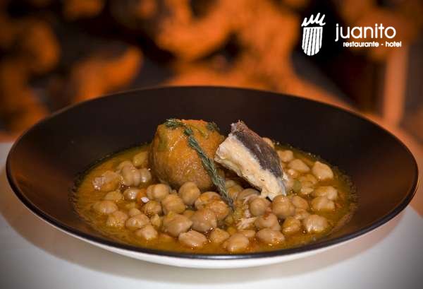¡Ven al #Restaurante del Hotel Juanito de La Roda, Albacete y disfruta de la mejor cocida tradicional manchega y mediterránea! 👏👏 Ven y descubre nuestra oferta gastronómica, constantemente actualizada. ¡Te encantará! 👍😍 ➡️ bit.ly/2Ig9gKu #cocina #cocinamanchega