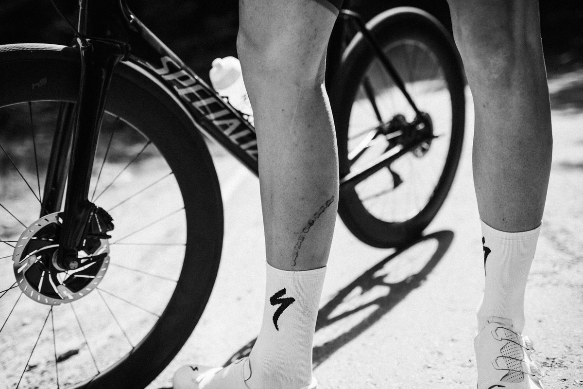 sigmasports's tweet image. Cyclist faux pas. Chain tats, sunglasses under your helmet straps...We&apos;ve all been there. What are your cycling no nos?

#BuiltByTheRide #CyclistProblems