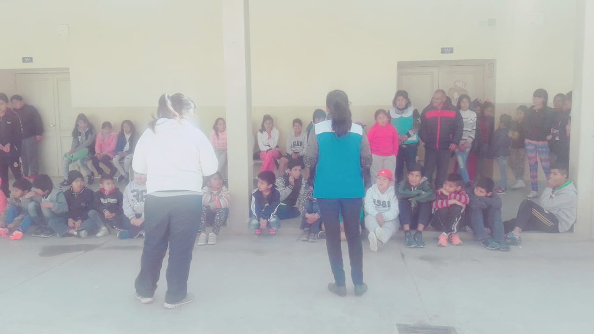 Sábado pasado... Toneo fútbol dedo... Luego jornada por el Gral. San Martin...Y para finalizar la jornada un poco de Futbol con las chicas y chicos...