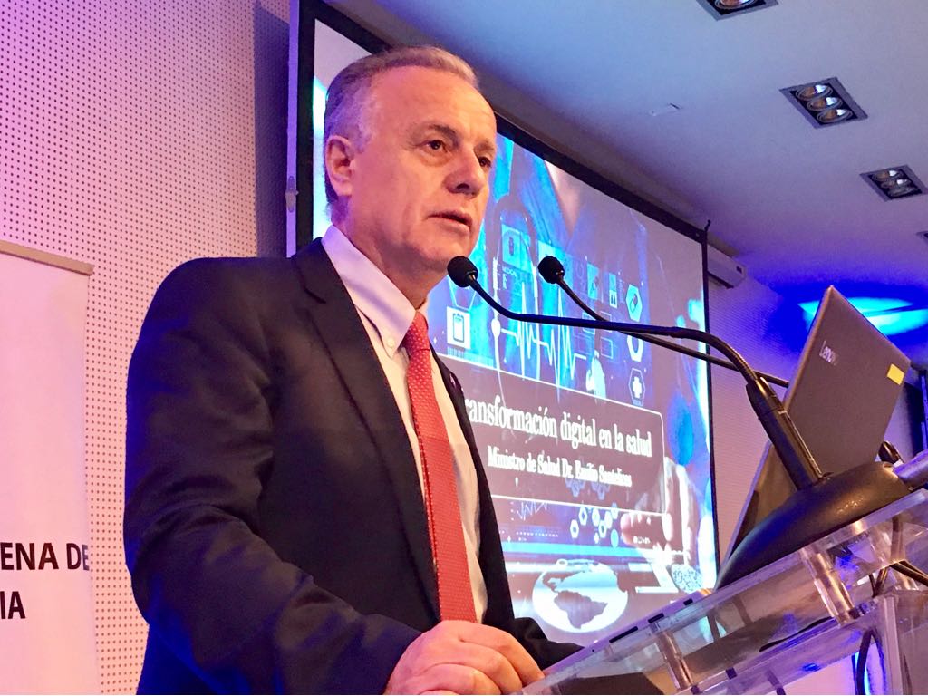 Ministro <a href="/ESantelicesC/">Emilio Santelices C.</a> realiza presentación "Transformación digital en la salud" en seminario Radiología Hospitalaria: De la Administración a las Imágenes, organizado por <a href="/RadiologiaChile/">SOCHRADI</a>. #LaSaludLaHacemosTodos