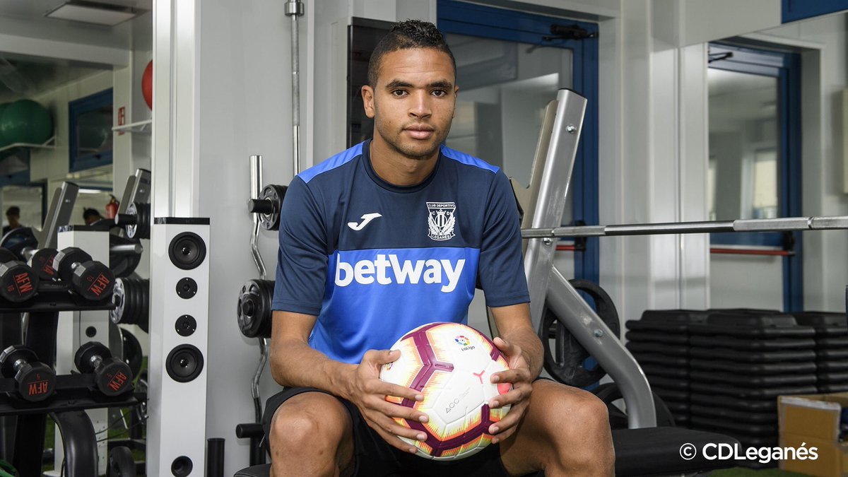 LegaInfo's tweet photo. NEW SIGNING | @ennesyri9 has signed for Lega from @MalagaCF_en for a fee of 4.5M€. The Moroccan striker participated this summer in the World Cup! He will be presented some time next week. https://t.co/OrY9BGQKEp