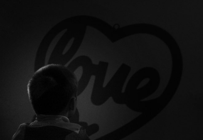 평범하지 않아도 돼요.

무엇이 정상입니까? 사실 누가 정상인가?

정상적인 것은 심심해요.

완벽하지 않아도 돼요.
 
그냥 너답게 행동해요.

#BattlesOfTheMind 
#LoveYourself 💛