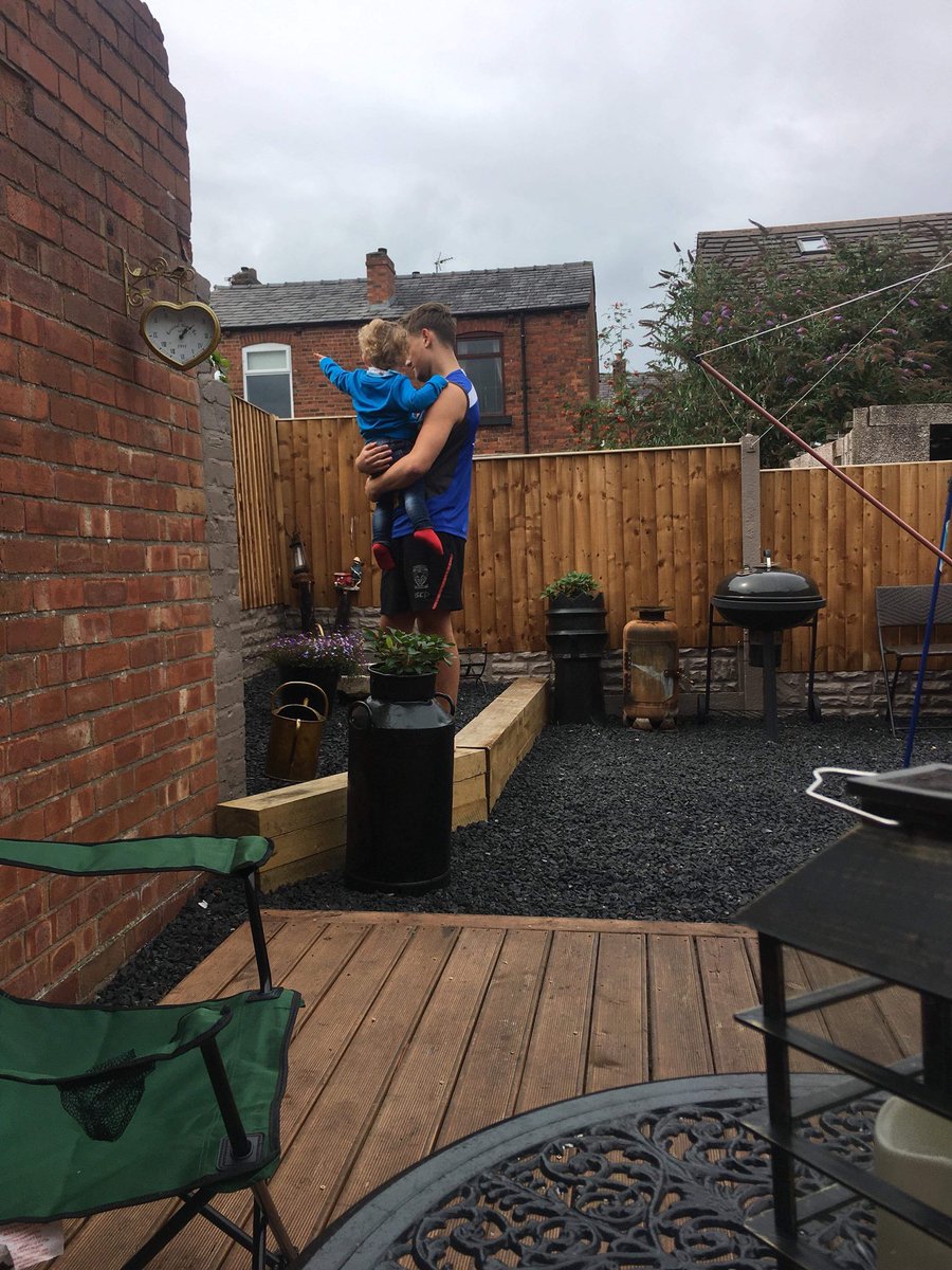 cropper_alison's tweet photo. These two though 😍#uncleandnephew https://t.co/1GbEgeDnWh