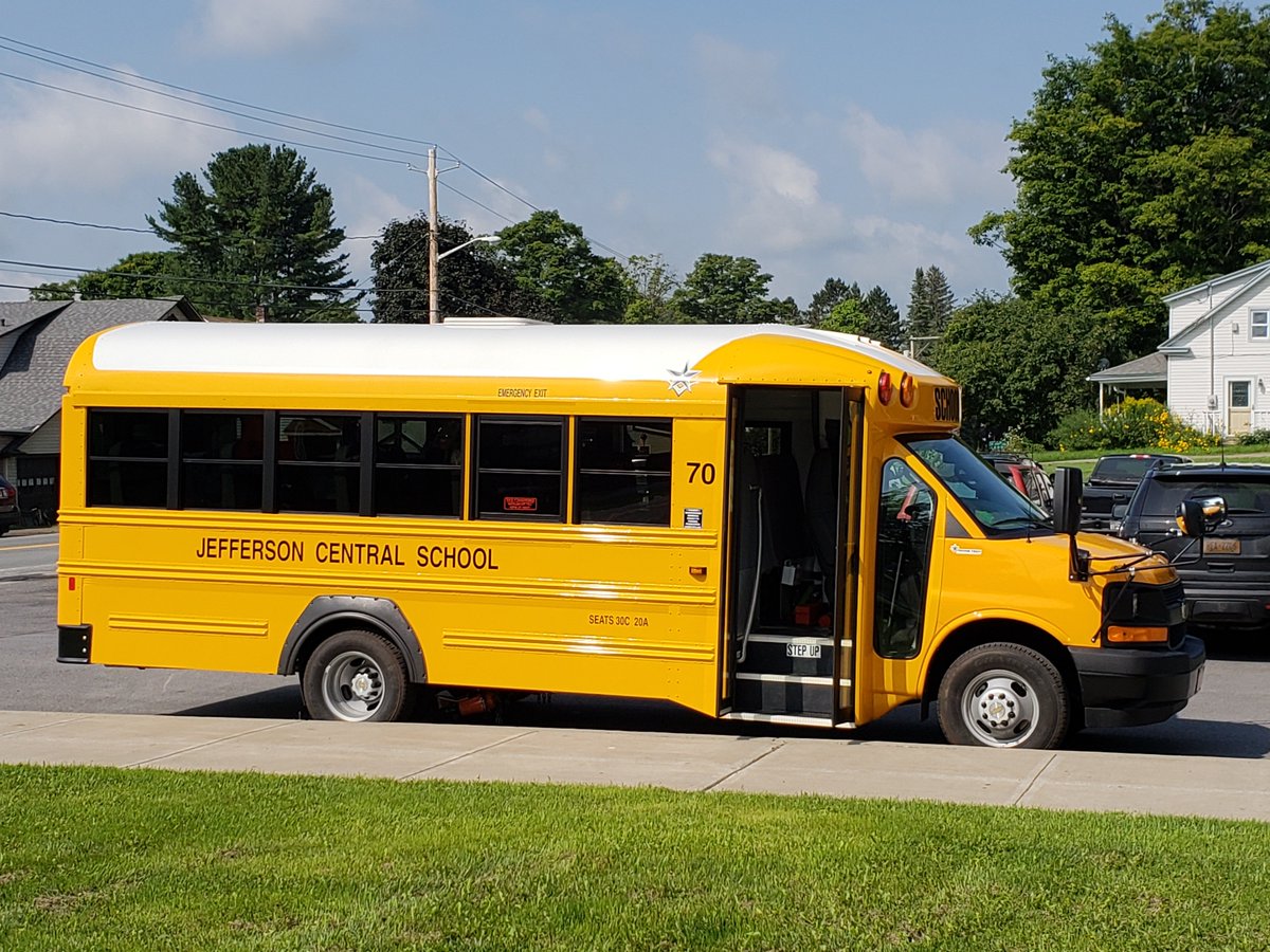 BrianCoreyJCS's tweet photo. The new 30 passenger buses have arrived!!! https://t.co/IDsnyzZDab