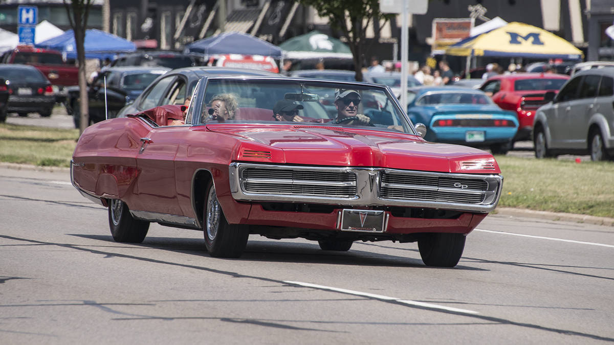 The Woodward Dream Cruise is Saturday: Here's what you can expect to see bit.ly/2nROfyd https://t.co/d69UTF2e7D