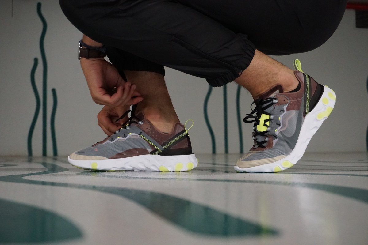 nike react element 87 desert sand on feet