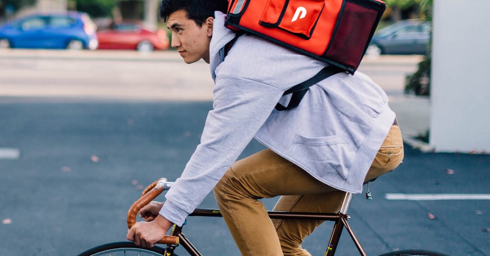 CargoDigital's tweet photo. Q&amp;A: DoorDash's Social Media Manager shares his Twitter tips https://t.co/mmDow20fho https://t.co/EA5gVyb2fD