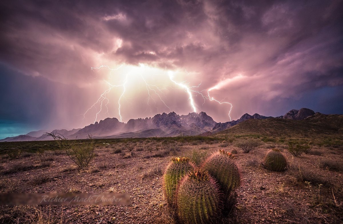 PureLasCruces's tweet photo. Our buddy Richter MachThunder got this beauty the other day.
#omdp #organmountains #lascruces #purelascruces #beautiful #thunderstorm #lightning #desert #landscape #visitlascruces #purenm #landofenchantment #purenewmexico #nmtrue https://t.co/RqDxryO9mp