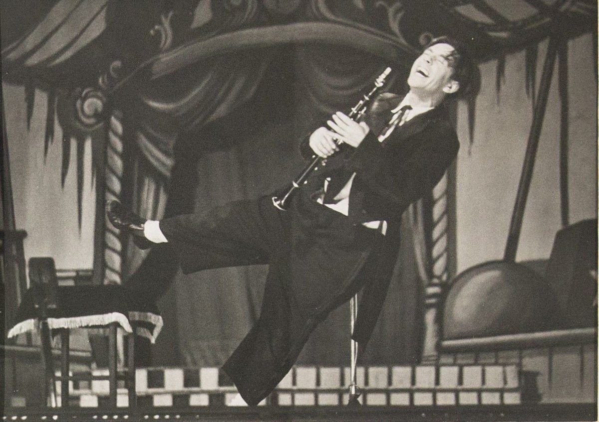 manxheritage's tweet photo. We've got that #FridayFeeling
Don't forget to join us at the House of Manannan tomorrow for the opening of our latest exhibition - Follow A Star - Sir Norman Wisdom. Kindly supported by @iomsteampacket #followastar #normanwisdom #isleofman https://t.co/fi0TOUTC2L