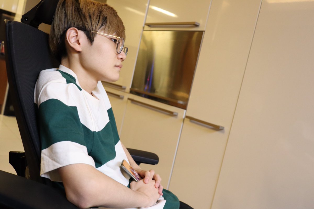 SOOPers_LoL's tweet photo. 열심히 피드백중인 선수들 :) https://t.co/HUzonYdcU5