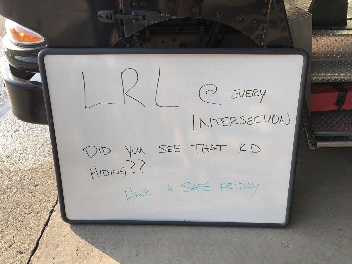 harnett151's tweet photo. LRL at every intersection.  Did you see the kids?  @WestCentralKSMO  @dwightclarkson @jrindafernshaw @wellnesschampCP #sedmo #SafetyFirst https://t.co/8trV4ARVEt