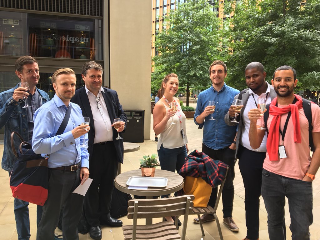 Poojipants's tweet photo. Well I can’t think of a better place to have a drink in the area. No overcrowding and no shouting over people to be heard. You can now order wines, Prosecco &amp; beer at Maple &amp; King’s from 4-7pm Mon to Fri @kingscrossN1C @mymapleandco #mapleandkings https://t.co/IwzNmO2JtS