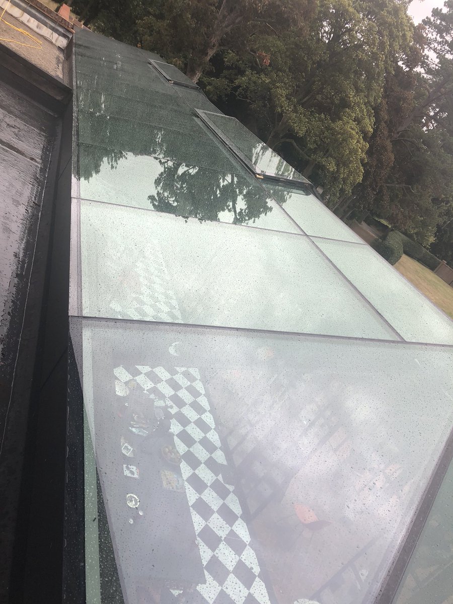 SupercleanPro's tweet image. There’s conservatory cleaning, and there’s conservatory cleaning!!
#Kent #cleaning #wfp