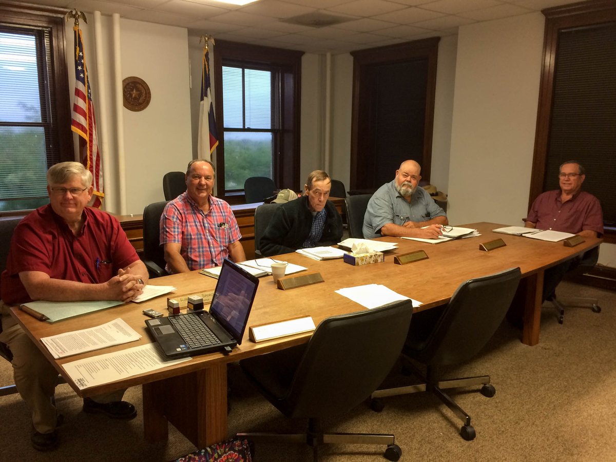 StamAmerican's tweet photo. The Jones County Commissioners Court met at the regular meeting on the 3rd floor of the Jones County Courthouse in Anson, TX. L to R: Judge Dale Spurgin, James Clawson, Steve Lefevre, Ross Davis and Joe Whitehorn. https://t.co/EgKVrChu1l