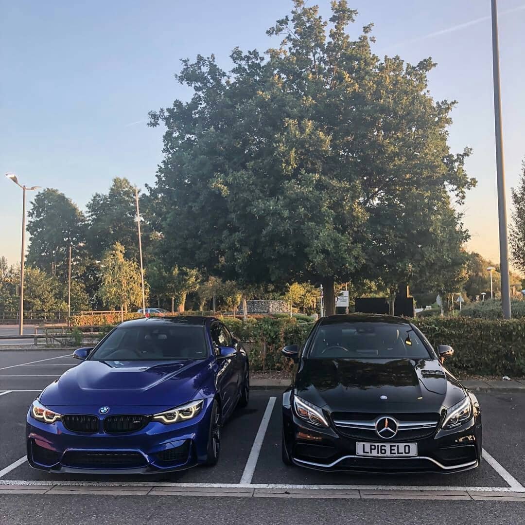 Abdorn09's tweet photo. No matter the rivalry.
No matter the competition.
No matter the differences.

At the end, we are still BROTHERS
🇩🇪

#C63s
#M4Cs
#fortheloveofgermansteel
#fortheloveofmetal 
#MercedesBenz 
#mb 
#mbcars
#BMW
#beamercars https://t.co/2BYc2LMVrm