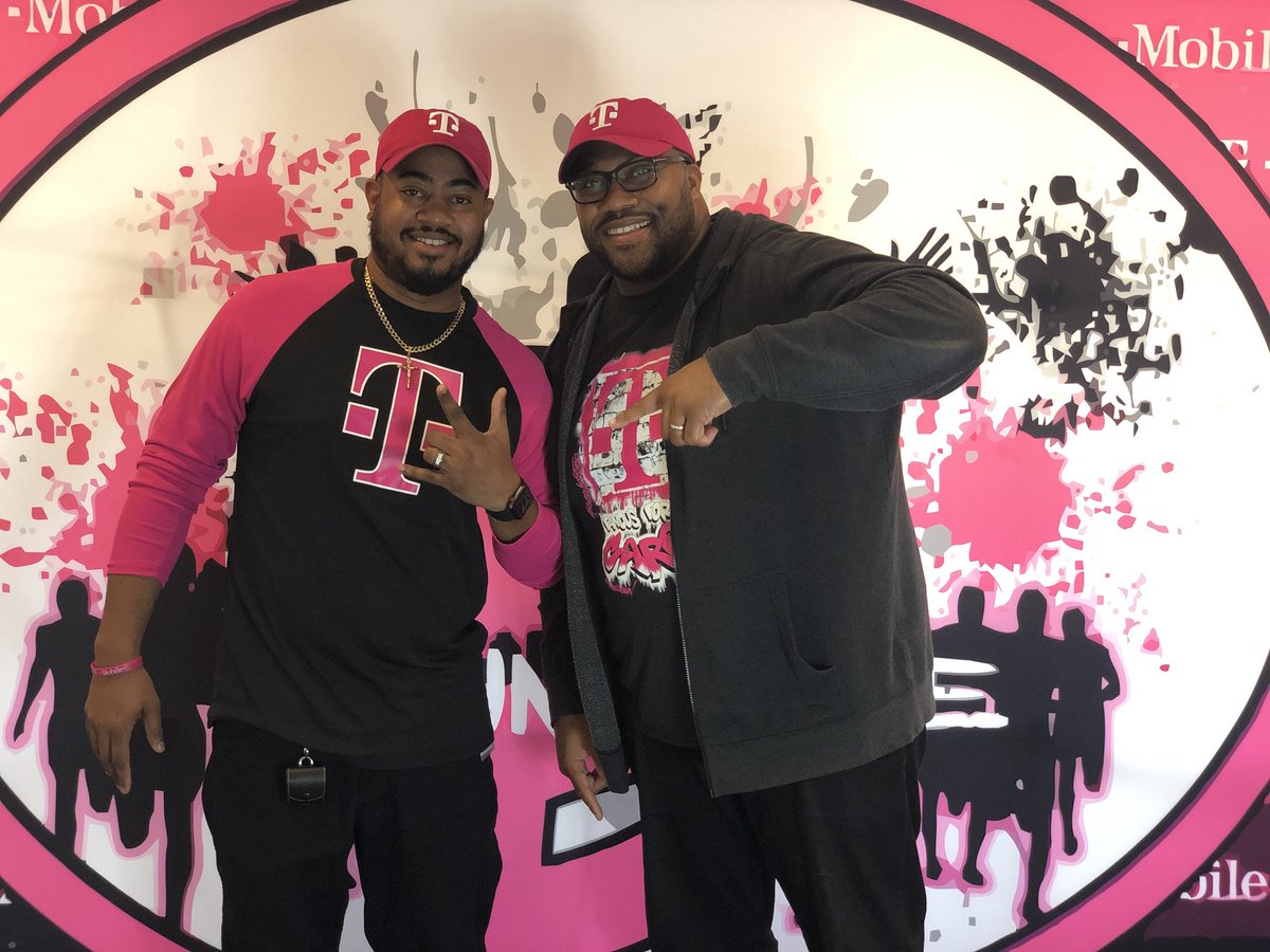 I couldn’t be more excited to start my new journey with such an amazing team!! @dreddy7_dt <a href="/tmoorehutch4/">Tamara Moore-Hutcherson</a> <a href="/cc_joseph/">Charles Joseph</a>  <a href="/EMowjee/">Eric Mowjee</a> <a href="/m_wan4life/">Wanny Manasse</a> <a href="/BKsykes/">Brandi C Sykes</a>  #205takeover #runasone