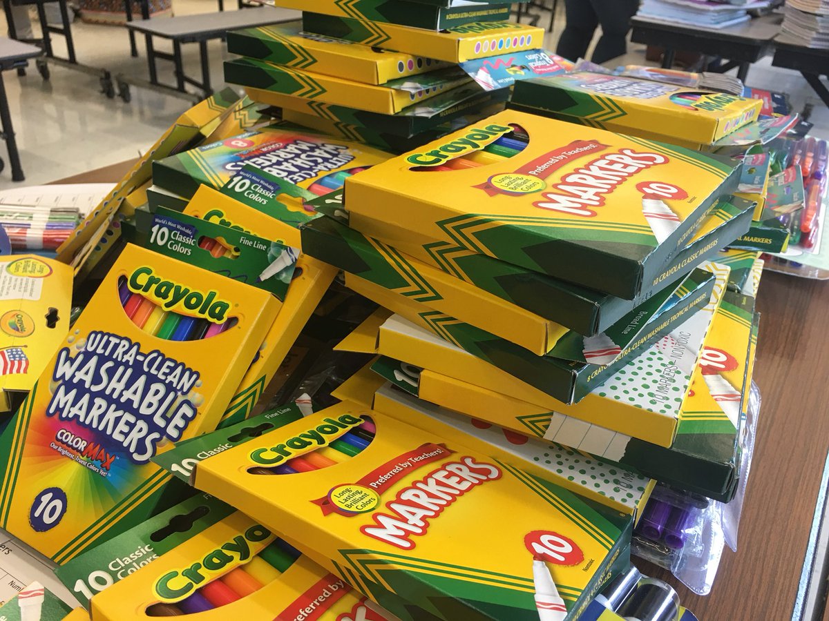 unitedwayinc's tweet photo. Thanks to your generosity, together we beat our goal of supporting 5,000 students entering the classroom with the school supplies they need to be successful this academic year! 📚🖍📓✏️ #FindtheBestWay #YouthSuccess #LIVEUNITED https://t.co/OQnWz5Y0za