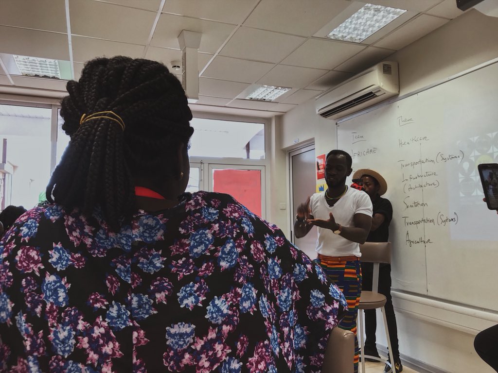 joseph_nti's tweet photo. Day 6: We are talking Promotion and Distribution of the Arts with @Okyeamekwame who brought his kids along! They’re so smart. #AshesiX #CreativeIX https://t.co/R9cbahoYra