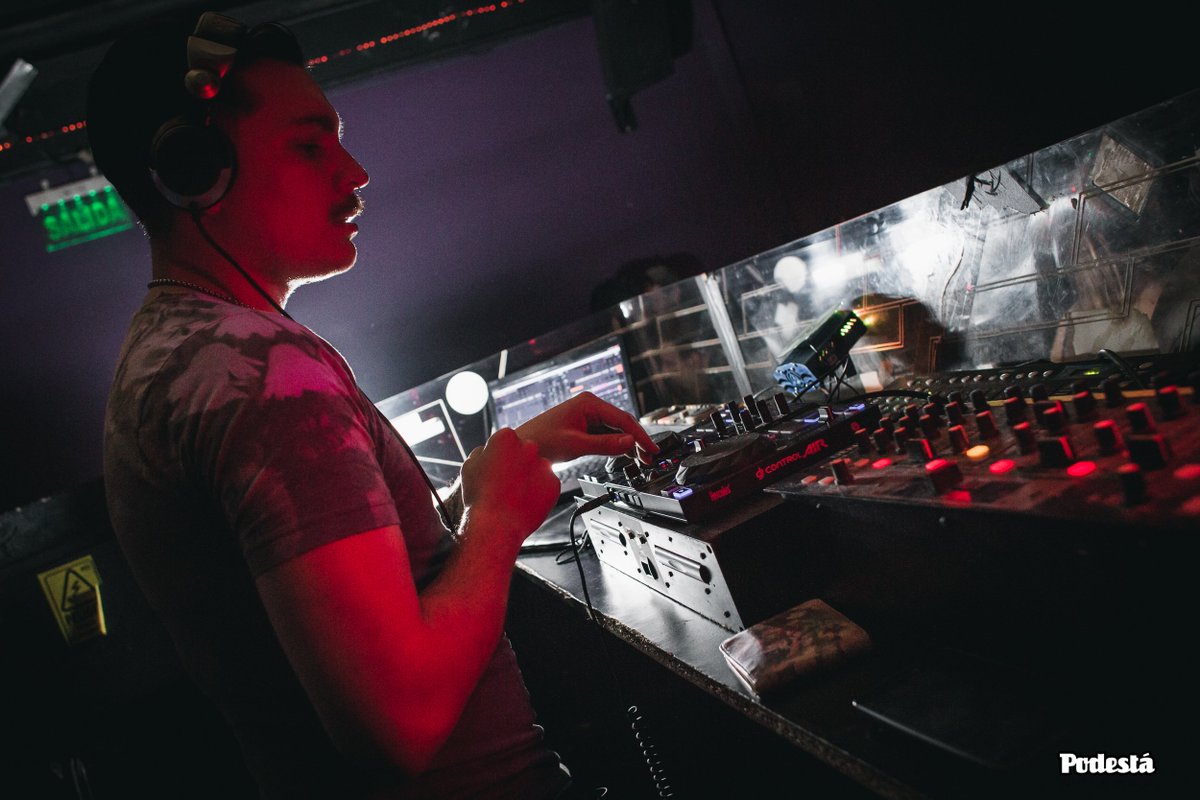 Los fines de semana la rompen toda en <a href="/PODESTANIGHTS/">PODESTABAR</a> nos divertimos mucho y compartimos algunas fotos del ultimo finde del 11 y 12 de Agosto. Esta semana Finde XL.