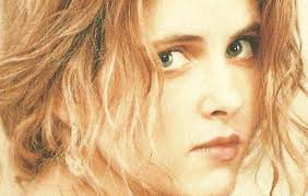 August, the 17th: Born on this day (1964) MARIA McKEE. Happy birthday!! 