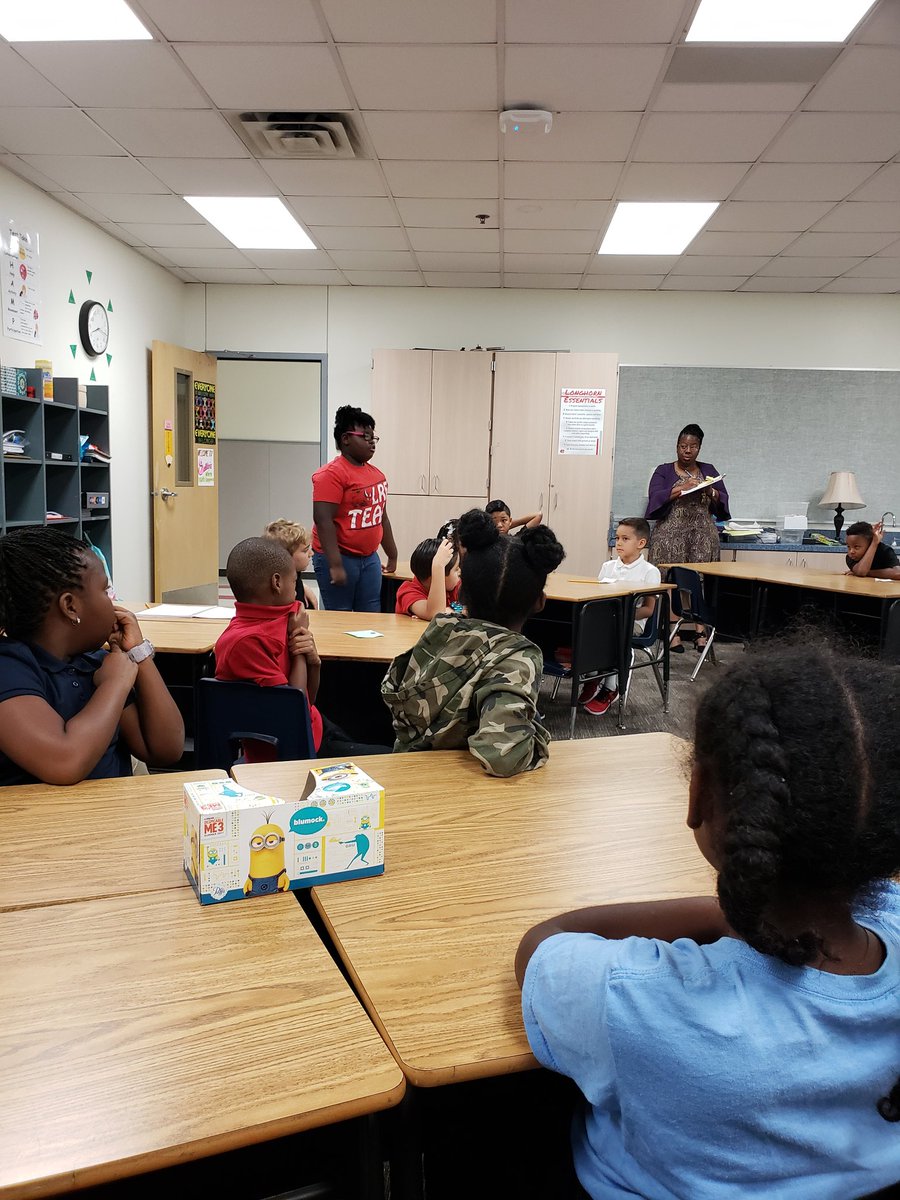 DericaTurner's tweet photo. Mr. Smith's scholars are sharing experiences about displaying integrity. #LonghornEssentials #LRENoFinishLine #LakeRidgeNation #FirstFriday https://t.co/dmKp5atROW
