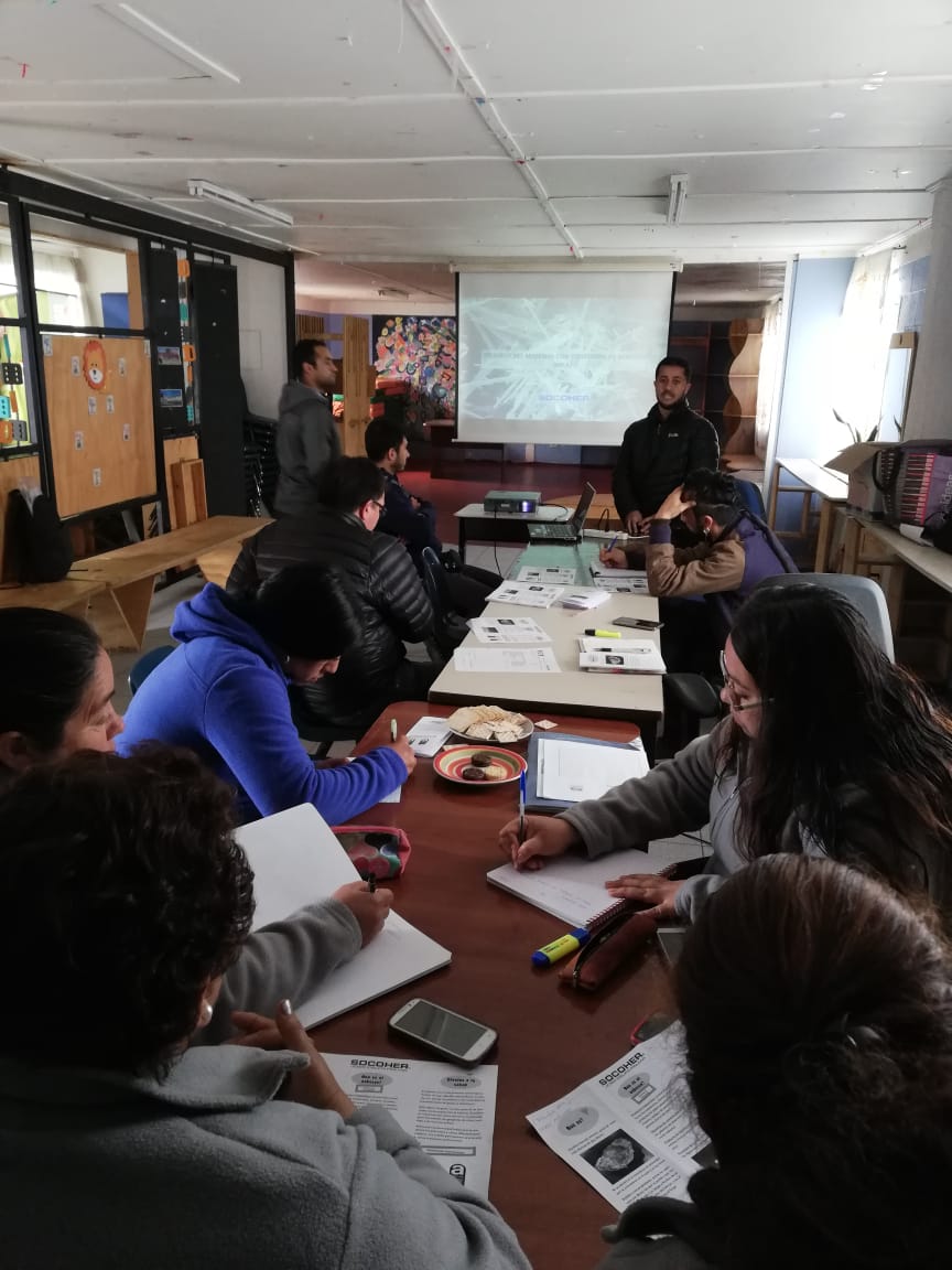 VictorSVenegas's tweet photo. Charlas para tratamiento de asbesto cemento en salidas de Zona 1 #PlanMaestroMartaBrunet #ERU #MCA @ServiuRM @BrunetPlan https://t.co/nMAvNGcsmP