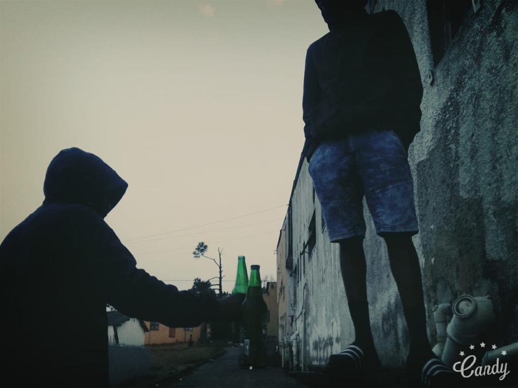 vague_GM's tweet photo. Be decisive about who you spend your time with because some people can drain your intelligence https://t.co/RhGGO24T98