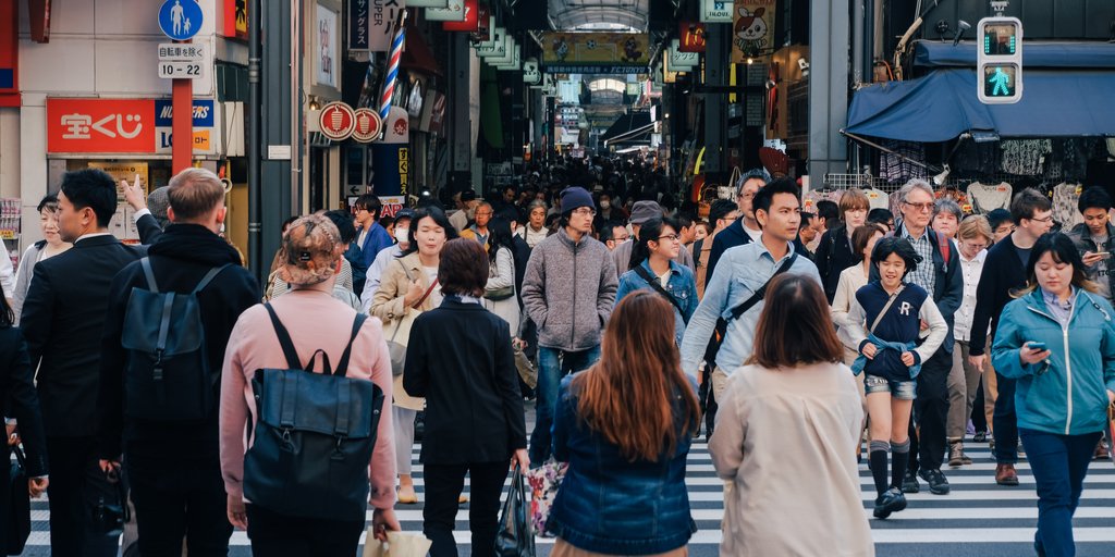 24option's tweet image. #Asian markets ended what’s been a difficult week on a primarily upbeat note, rising in response to the increasing stability in the #TurkishLira and the news of a trade meeting between the U.S. and #China. #24option #AsianMarketReview bit.ly/2MwoUaY