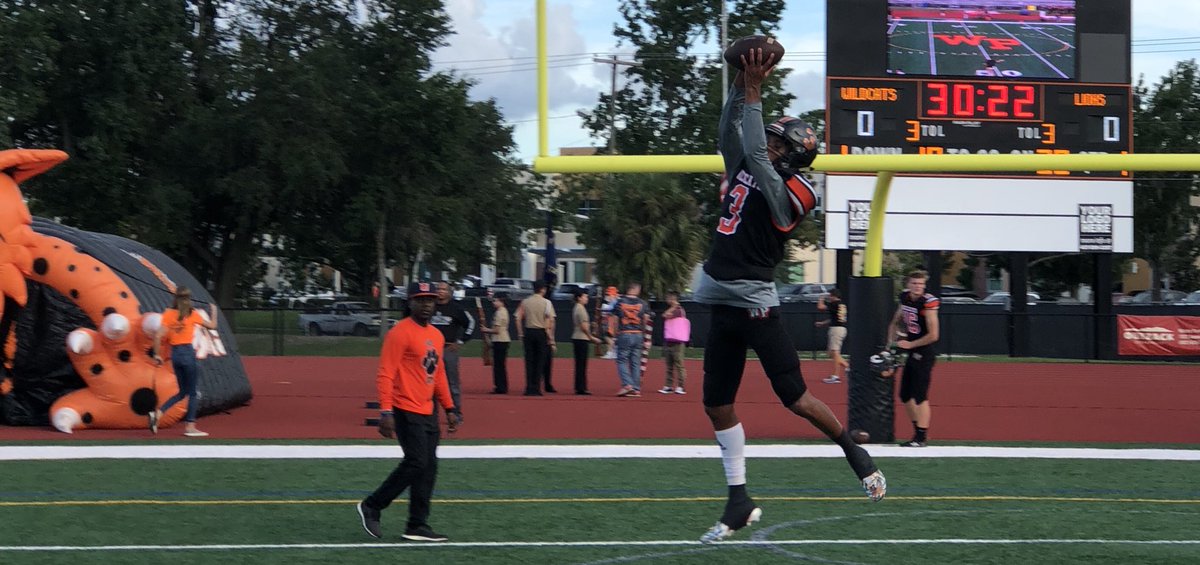 D1QualityFilms's tweet photo. @terrellfoy @WinterParkHigh https://t.co/yeCS84vAG4