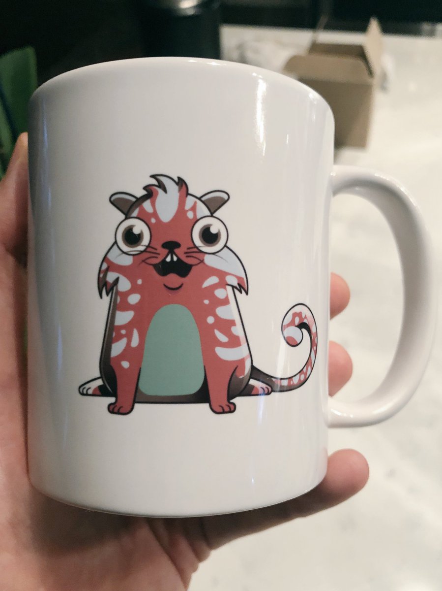 My daughter's favorite <a href="/CryptoKitties/">CryptoKitties</a> on a mug for her 8th birthday. Thx <a href="/cryptogoodsHQ/">CryptoGoods</a>!