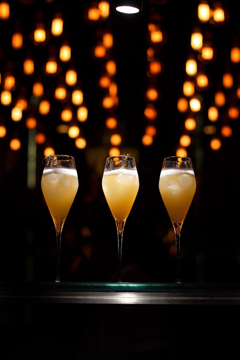 Gorgeous one I had @tajlandsend a few days back at their newly launched exotic cocktails and food menu!!!

#nomadogram #mumbaifoodie #likeforlikes #bestfoodever #bestpicture #vscofilter #cocktail #drinkoftheday #bombayliciouss #saturdaynight #refreshingdrink #foodtkindia