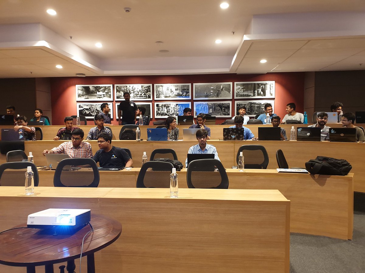 imthepk's tweet image. Kolkata is almost ready for learning Flutter Today #flutter #flutterstudyjam @flutterio #gdgkolkata
