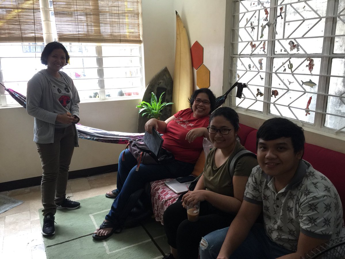 WWCodeManila's tweet image. Getting ready for #WWCodeManila #StudyGroups here @happyhiveinc 😊😊😊