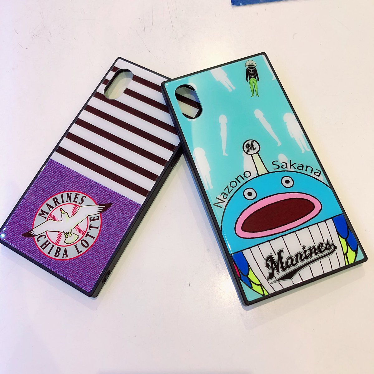 case_ya_com_dom's tweet photo. おはようございます！！
新商品のご紹介です！
なんと！あの千葉ロッテマリーンズさんとのコラボで、可愛いケースできちゃいました！
マリーンズの人気キャラクターNazono Sakana の可愛いケースと、マリーンズのロゴが特徴的なさわやかなケースです！#千葉ロッテマリーンズ https://t.co/6sk4g4y8oc