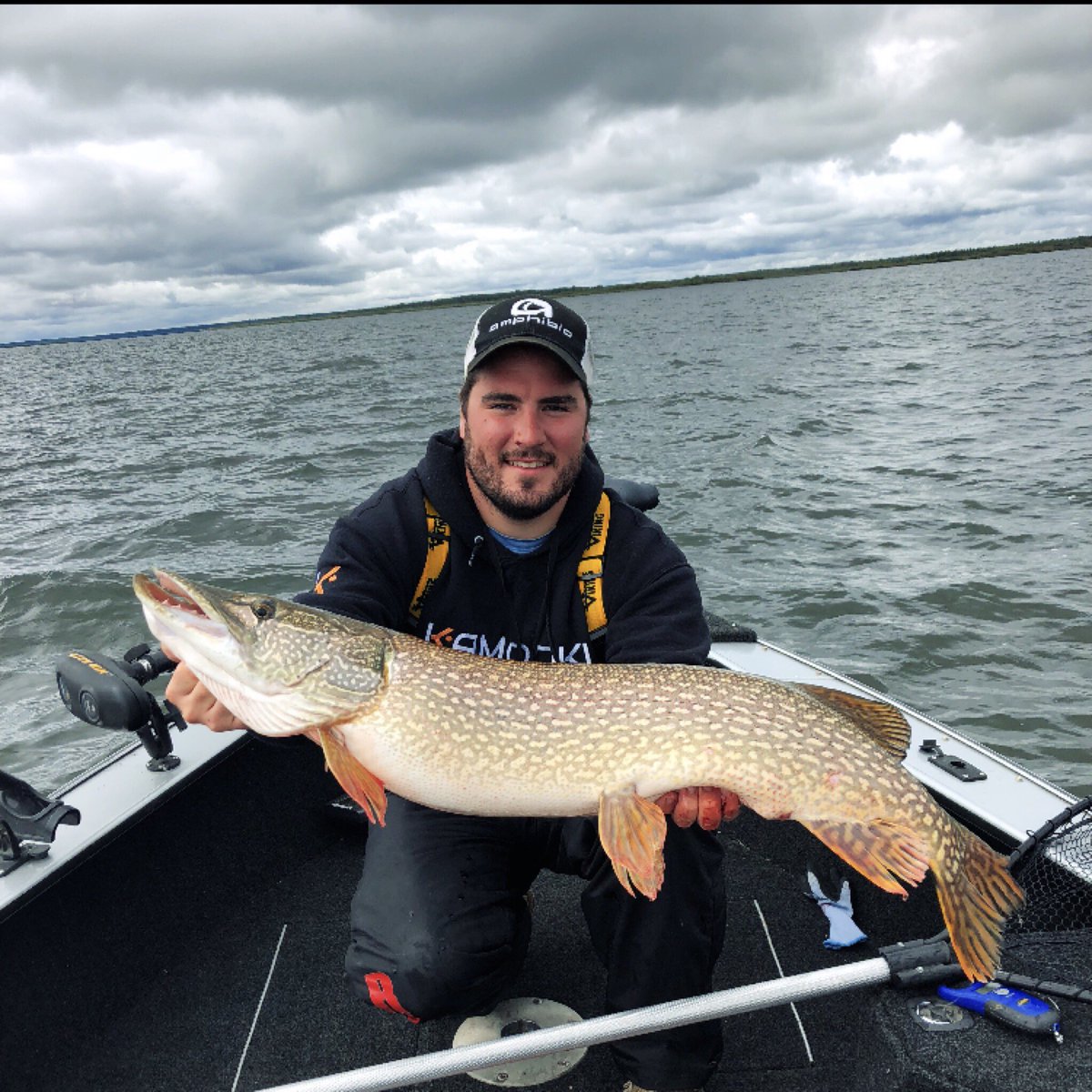 Is there a better adrenaline rush then having your rod almost ripped from your hands? This pike chowed @SavageGearUSA 12” 3D line thru trout in a Yellow Perch pattern! The lure caught me nearly 40 pike before it had to be laid to rest!