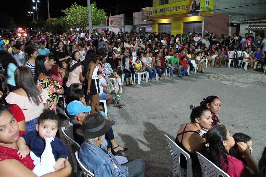 HermanoMorais's tweet photo. Participei da abertura da VI edição da Feira da Cultura de #BentoFernandes. Os parabéns vai para o secretário João Maria (João do Jaraguá) e o prefeito Júnior Marques pelo incentivo e organização dessa importante festa para população. Juntos conosco participaram os secretários. https://t.co/vzhKogGbiE