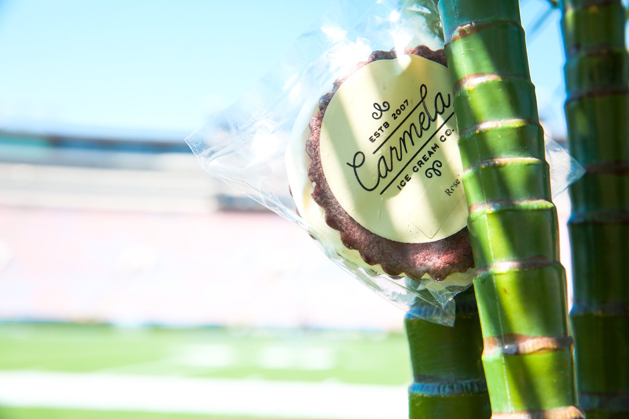 Rose Bowl Stadium on Twitter "The new food at tomorrow’s UCLAFootball