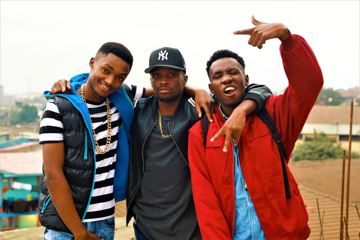 ChapFamKenya's tweet photo. #Chapfamwamechizi 
Weeeuweh 🔥🔥🔥! CHIZI(video)out now.
Watch,Subscribe,Like/dislike,Comment and most of all Share!!🔥
https://t.co/qQot01vV4W https://t.co/TNUaHJhhOr