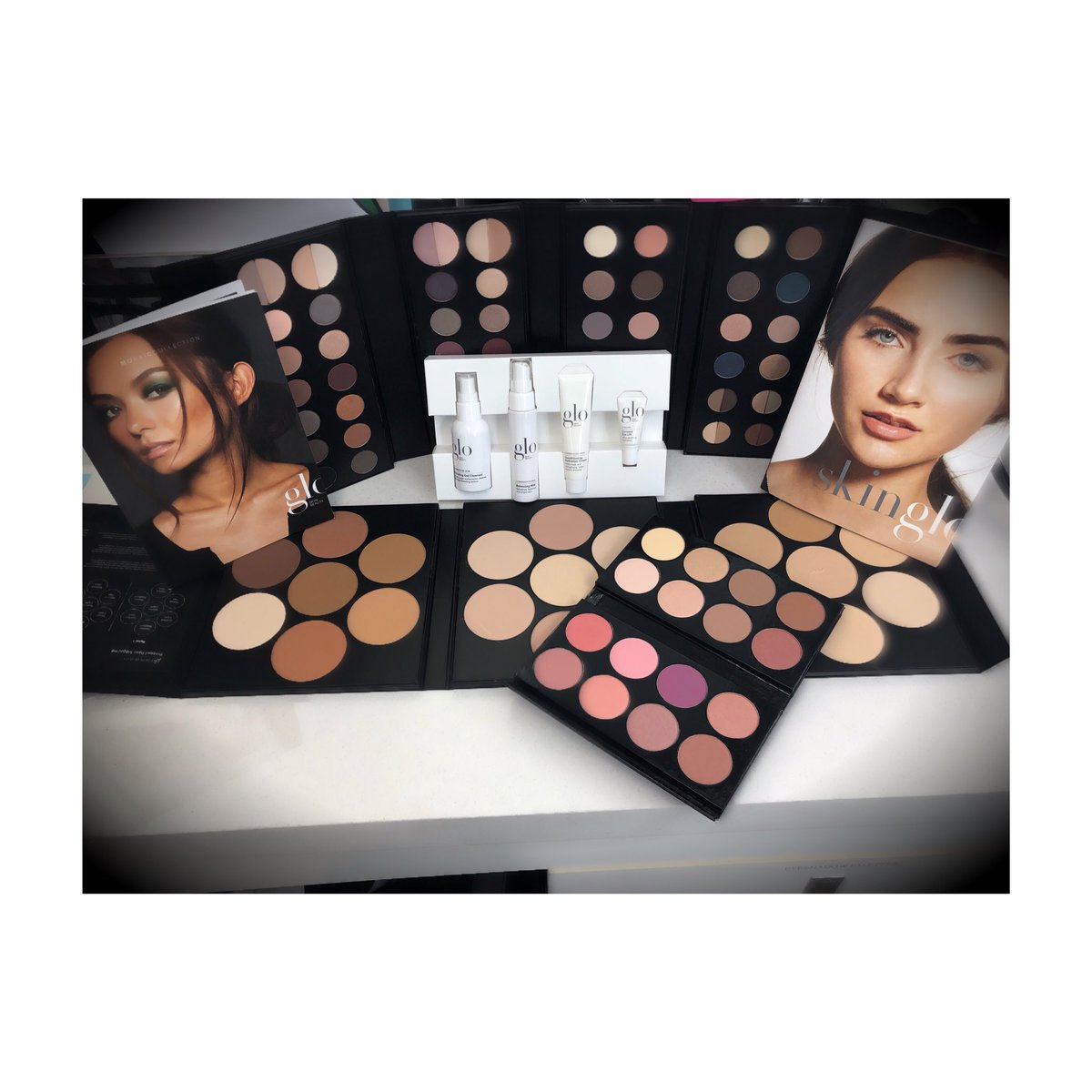 Thank you Karen Engelage <a href="/gloskinbeauty/">Glo Skin Beauty</a> for the generous gifts! Love your make up and can’t wait to try your skincare on <a href="/cw_spn/">Supernatural</a>