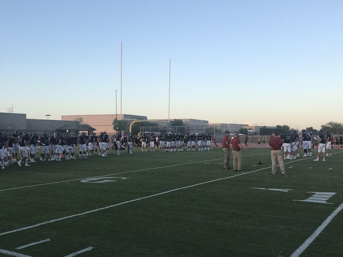 CoachBpayne28's tweet photo. Getting ready to watch some Friday night football!!!! @perrypumas #recruiting24/7 #ouazhunting #fridaynightlights🏈 #ouazfootball https://t.co/OrcmjYMQDE