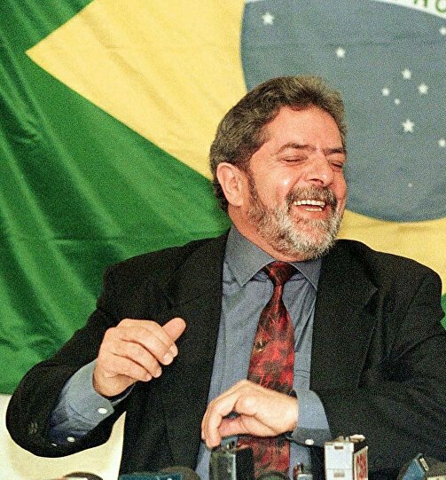 aIpatinho's tweet photo. Metadinha lyla + ciro gimes https://t.co/Xcf4hDnW3C