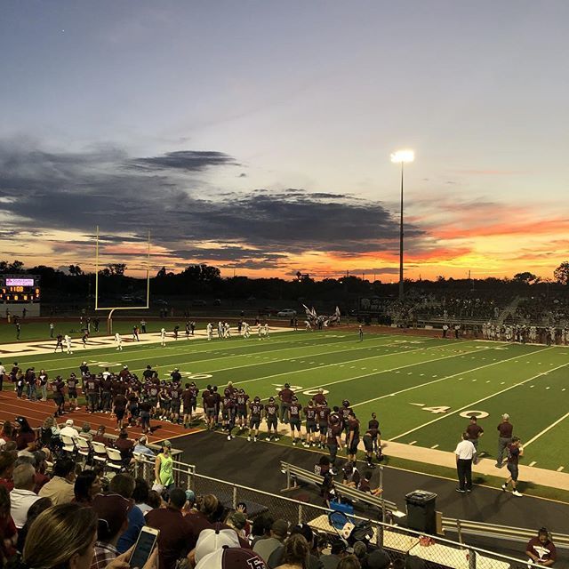 Jimmy_Heald's tweet photo. Friday Night watching the FB football game and Gods beautiful creation in the background. #blessedlife #livinheald https://t.co/oaYFElHe1z https://t.co/GboyLgyVRY