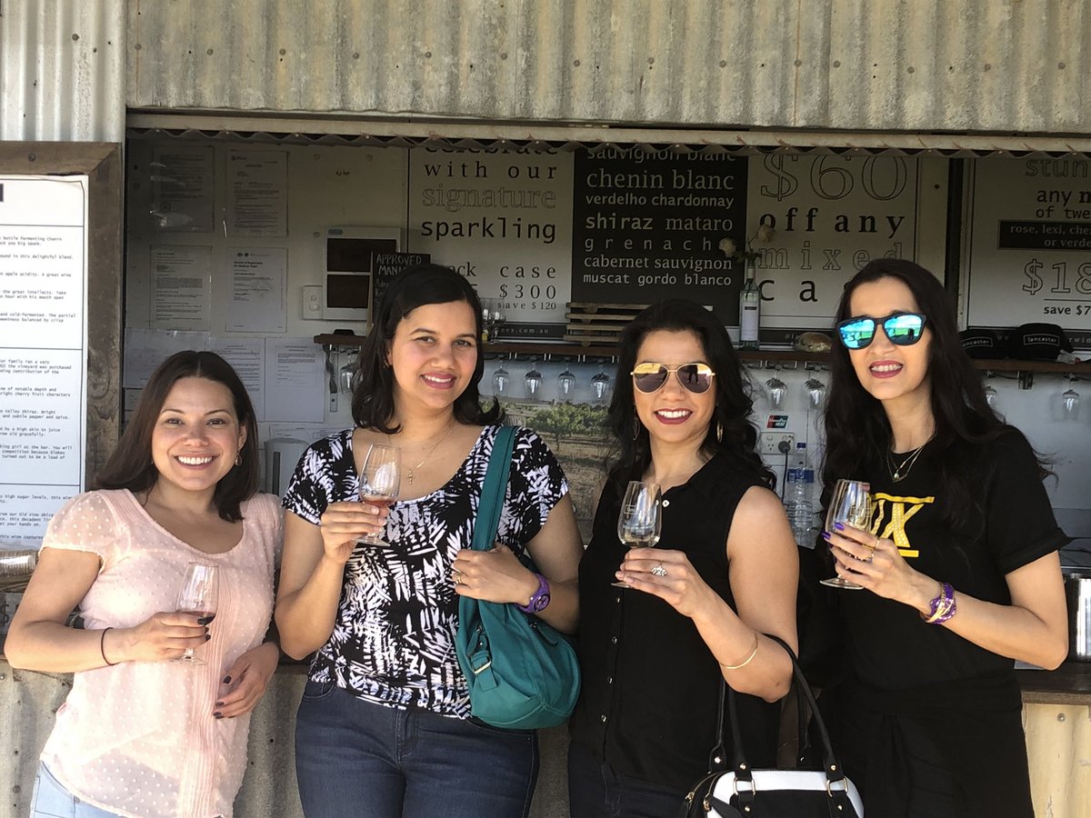 GloriaGarayua's tweet photo. Lancaster Winery in Swan Valley, Perth!
.
.
.
.
.
.
.
#perth #lancaster #LancasterWinery #winery #Wineries #WineAndCheese #elizabethquay #winefestival #GoodFoodAndWineShow #PerthIsOk #AustralianFriends #PerthFriends #ActorAbroad #Abroad #International #Overseas #Sydney #NSW https://t.co/q7czL7f1Bl
