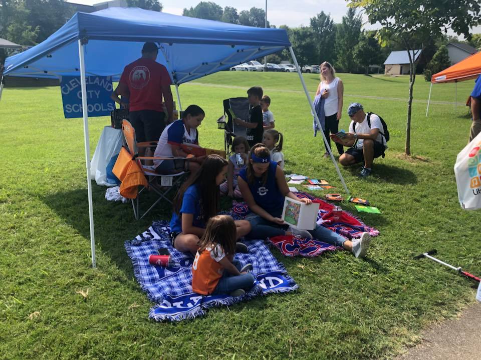 FamilyCorners's tweet photo. Re-live our August Roll and Read - https://t.co/TOLFBkmykc https://t.co/vYZthXzHj8