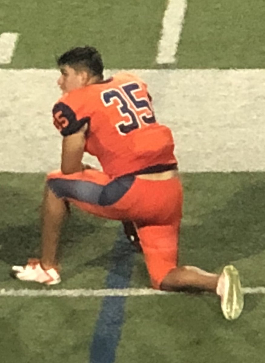 BroncosBrandeis's tweet photo. Heβs back and heβs on the tackle all night long! #Mark35 https://t.co/mw9vle3qem