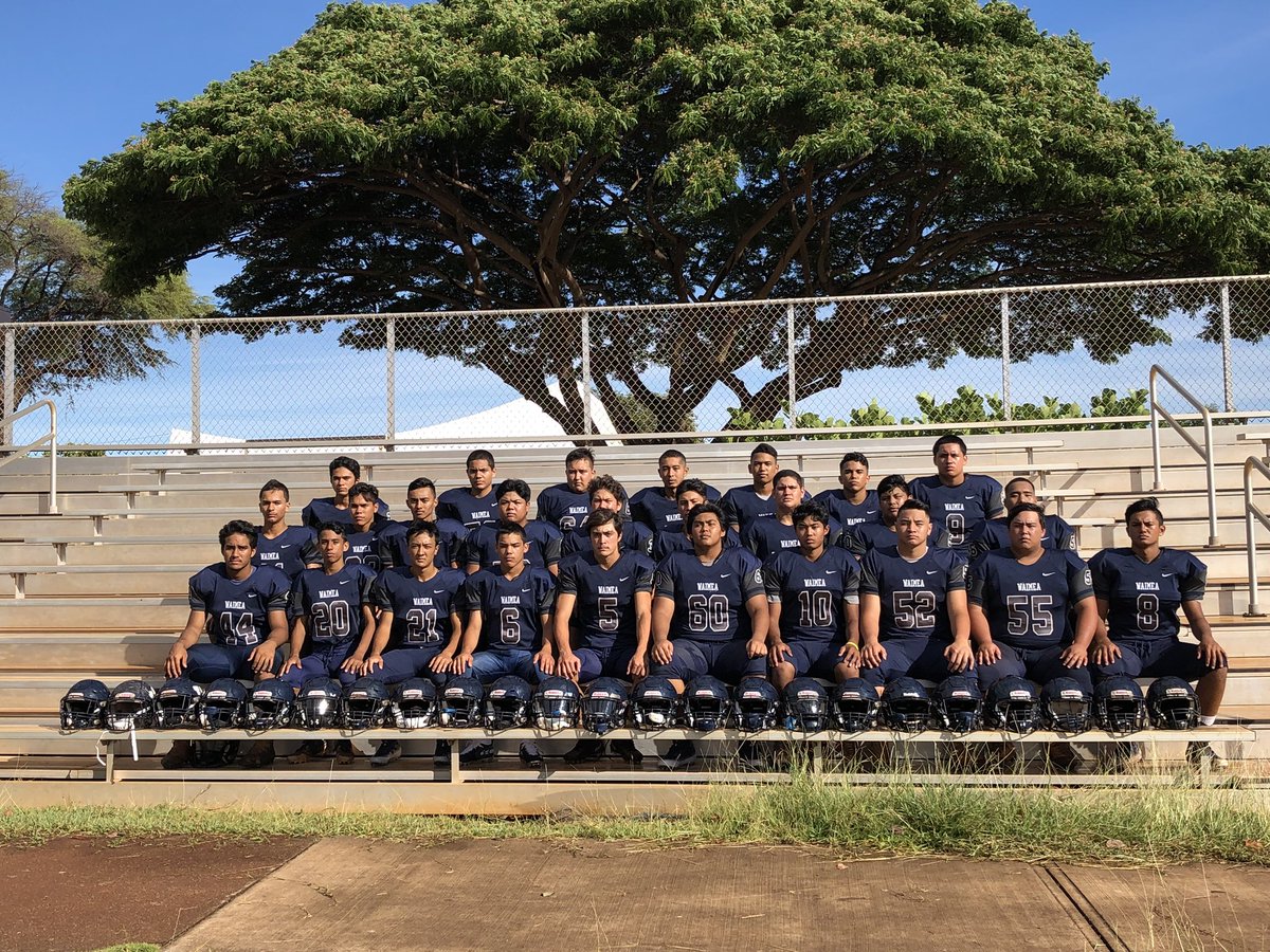 HuddyKawelo's tweet photo. KIF Season kicksoff at 7 pm tonight! Ready to hamma down with my team. One Team One Dream Stay Humble 🏈🔨💯 #varsity #highschoolfootball https://t.co/yQXF7bhq42